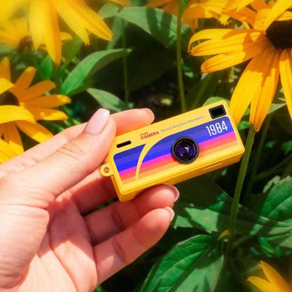 1984 Thumb Vintage Camera flexsmart