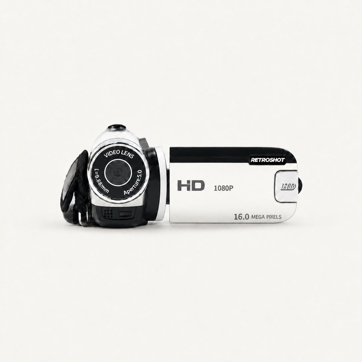 RetroShot Camcorder in Weiss vor einem passenden hellen Hintergrund